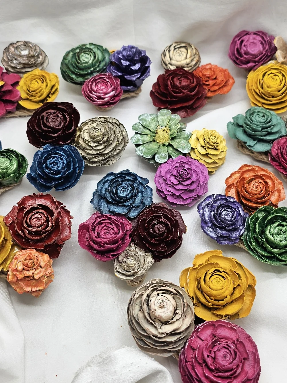 Floral Magnets For Wedding And Bridal Favors... Made From Pinecones!
